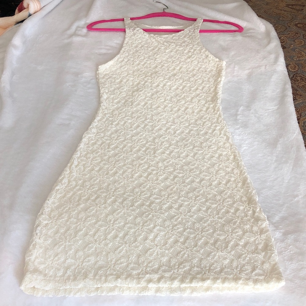 Ivory Lace Dress! Sleeveless! Lots of stretch! made in Italy! M
